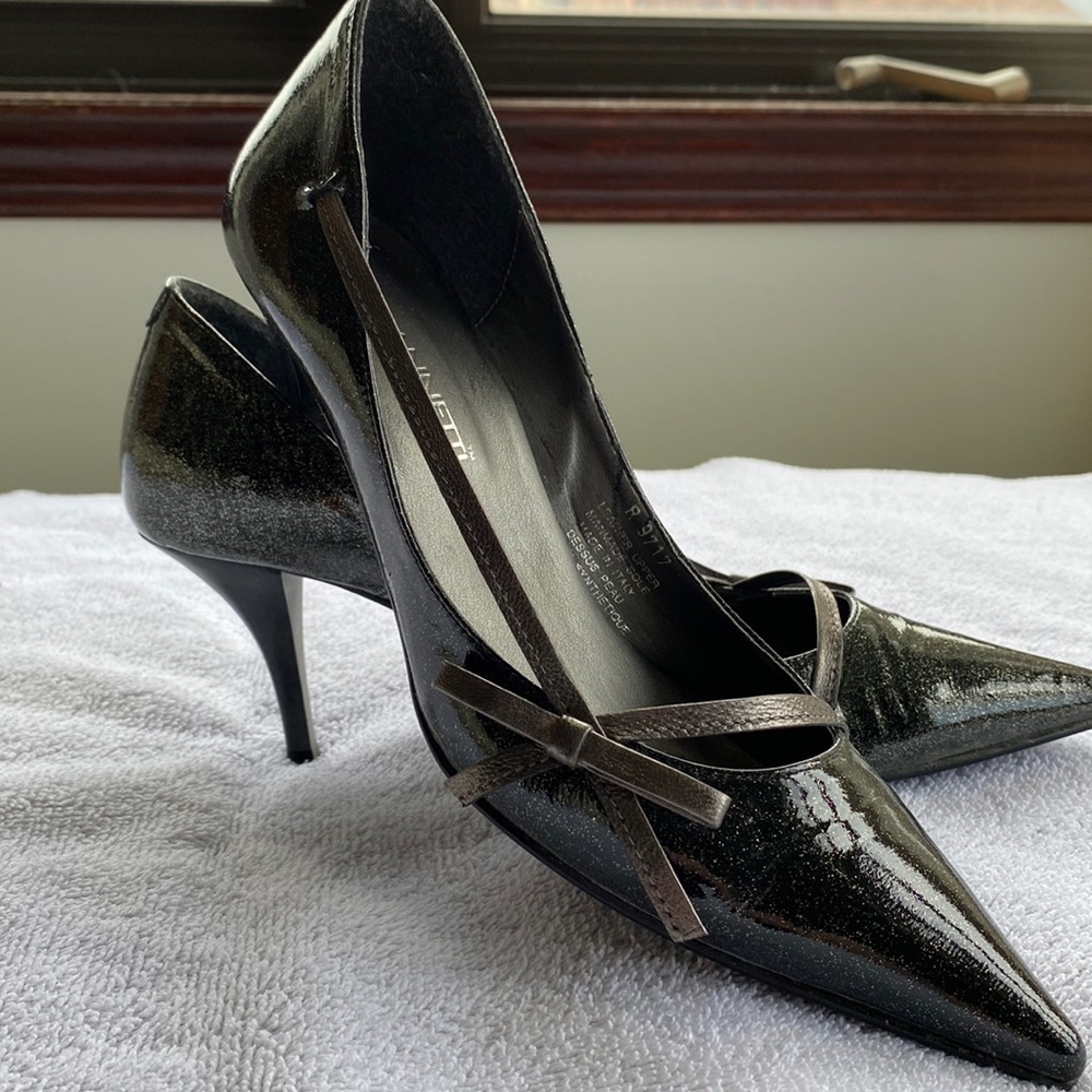 Gorgeous A. Giannetti Real leather Shiny Bow detailed heels Made In Italy 🇮🇹